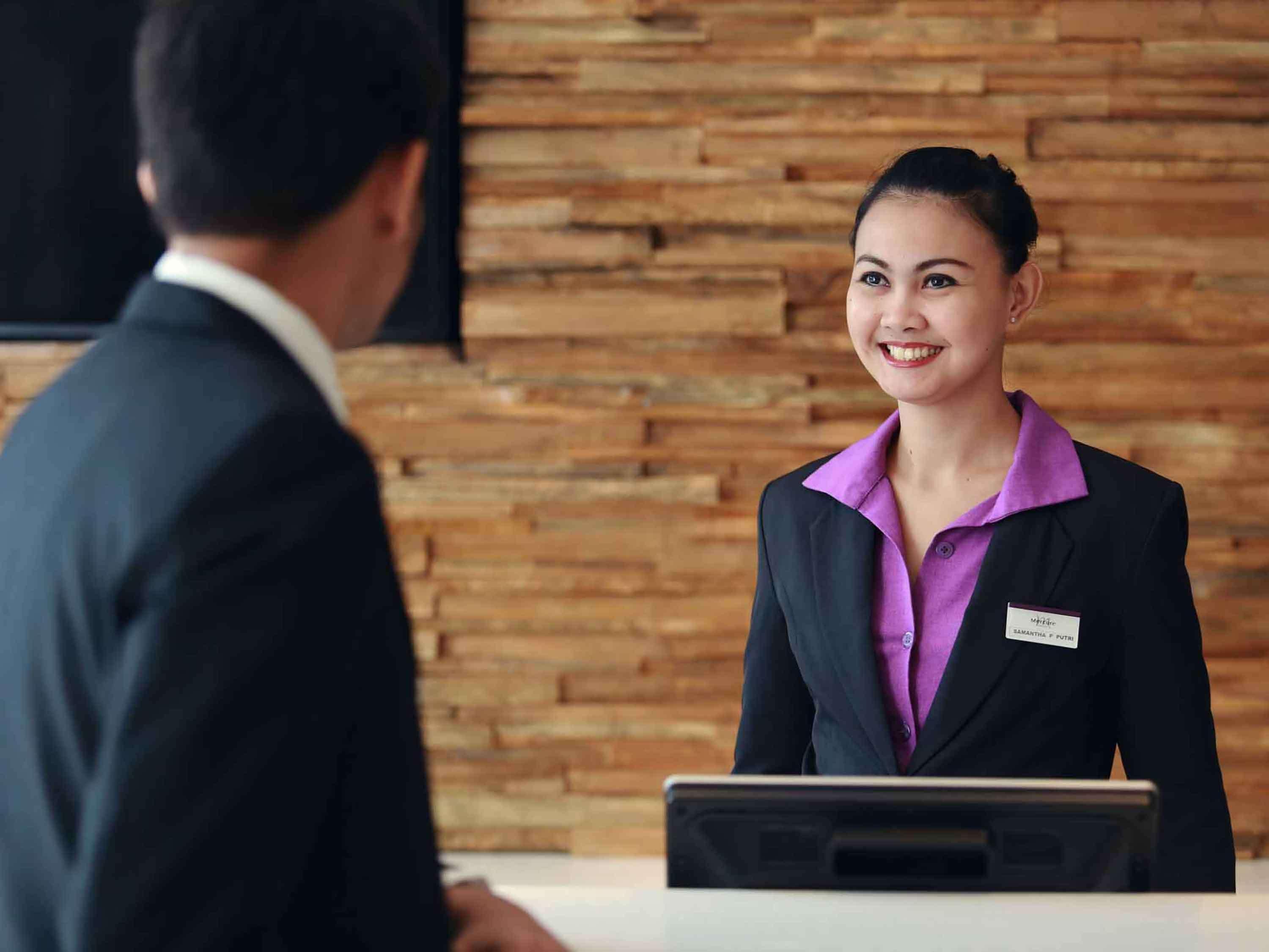 Mercure Jakarta Simatupang מראה חיצוני תמונה