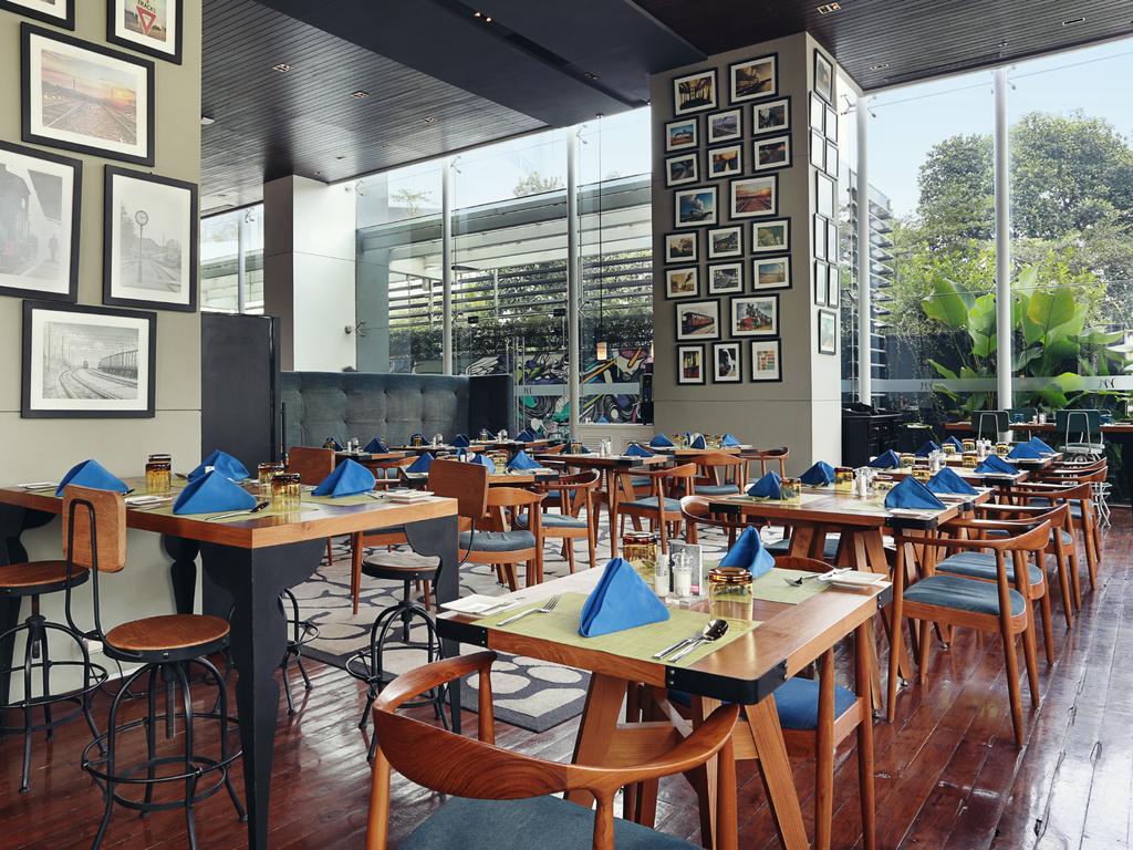 Mercure Jakarta Simatupang מראה חיצוני תמונה